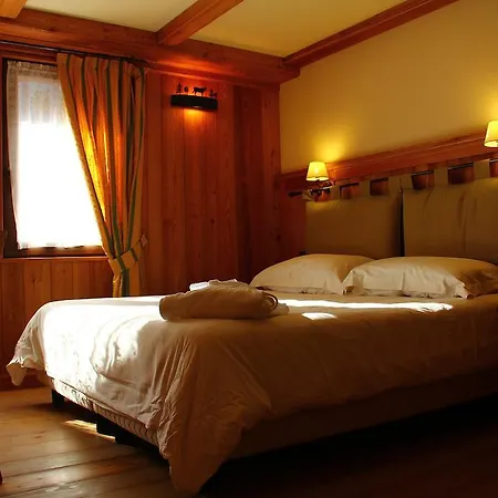 Castor Hotell 3*