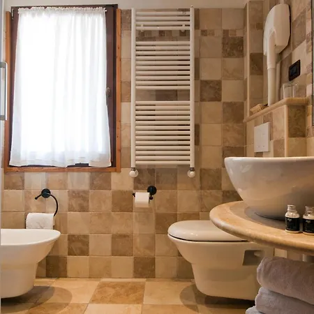 فندق Castor تشامبولوك