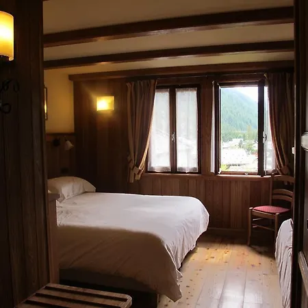 Castor 3*