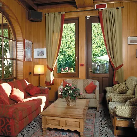 Castor Hotel 3*
